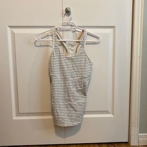 lululemon tank size 6